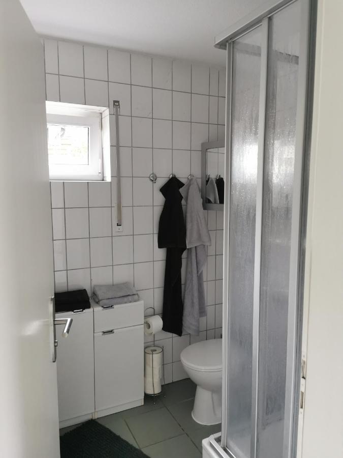 Souterrain-Wohnung Mit Kostenlosem Stellplatz Leipzig Luaran gambar
